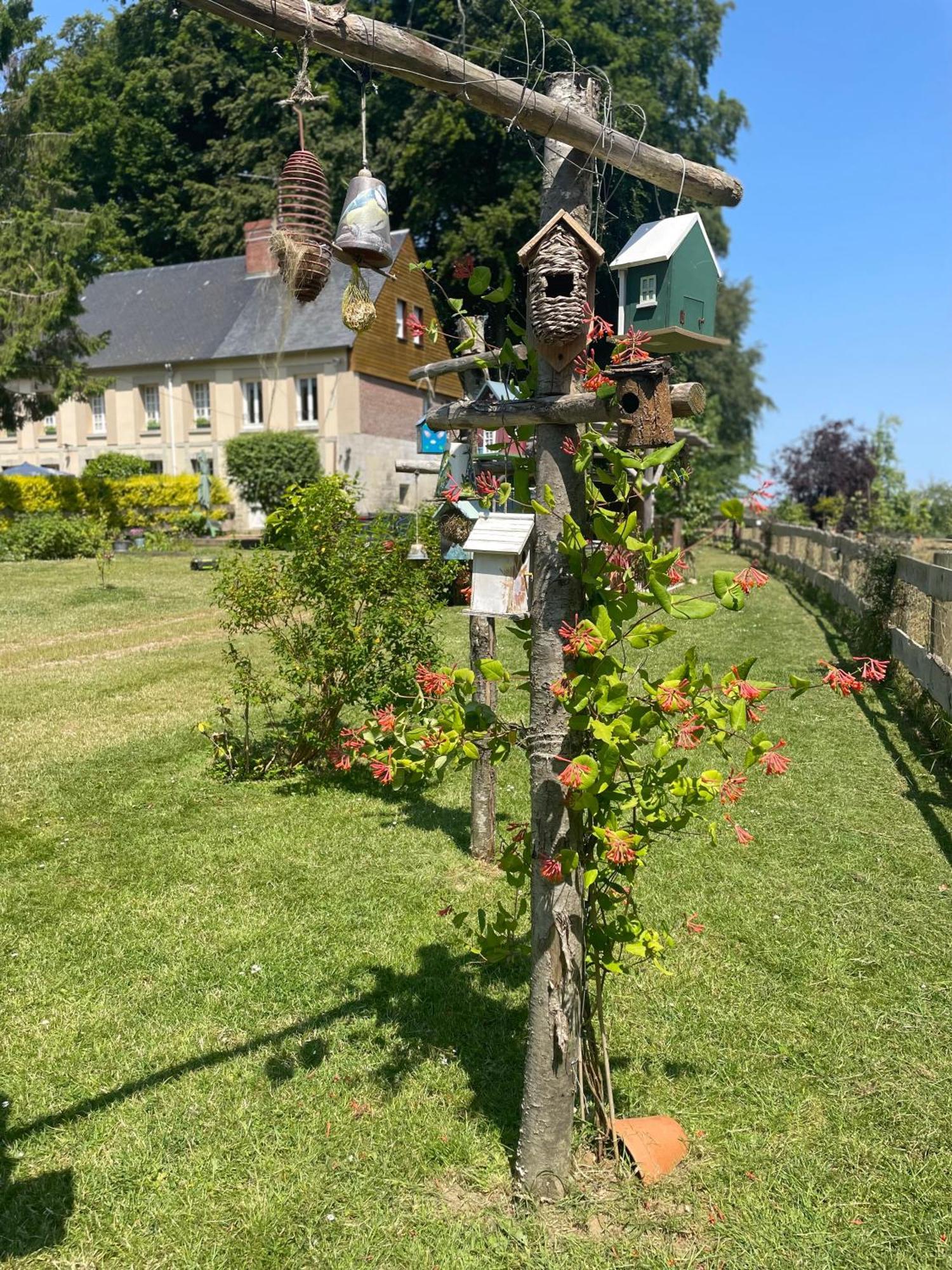 Le Clos Du Val A Loup Benarville Екстер'єр фото