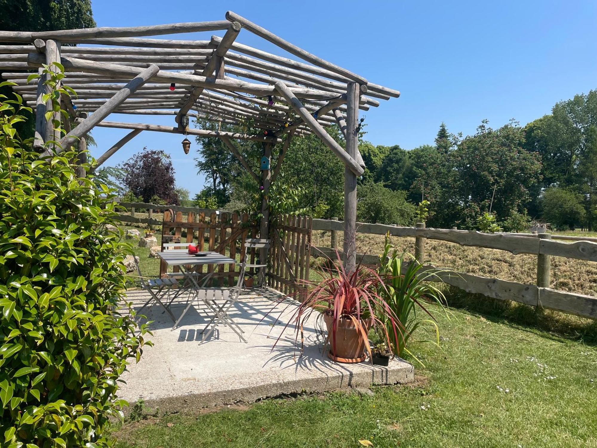 Le Clos Du Val A Loup Benarville Екстер'єр фото